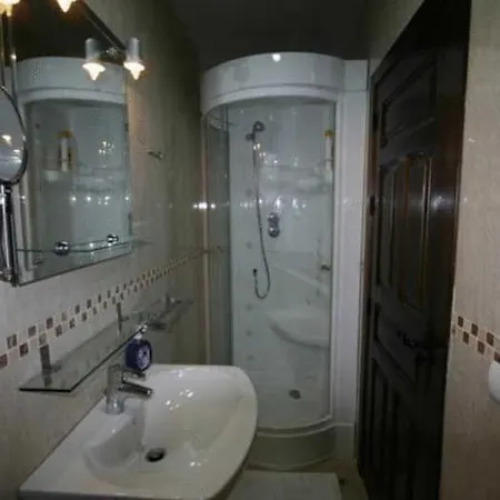 Mercader De Sedas Apartments Apartment *